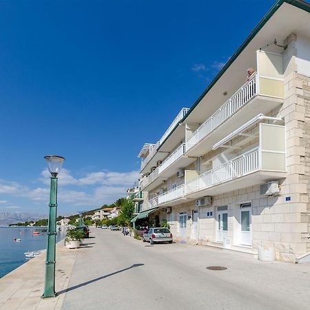 Apartment Mery Povlja  Dış mekan fotoğraf