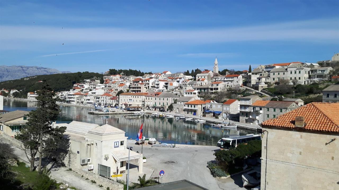 Apartment Mery Povlja  Dış mekan fotoğraf
